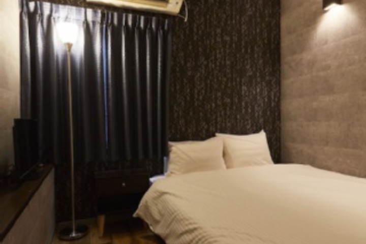 Room 227 of 288