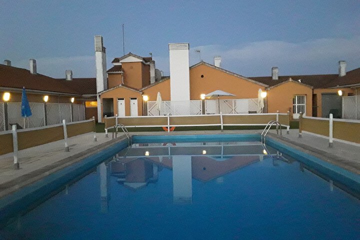 Pool 13 of 22