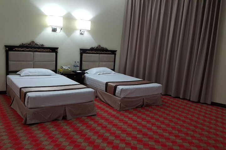 Room 28 of 51