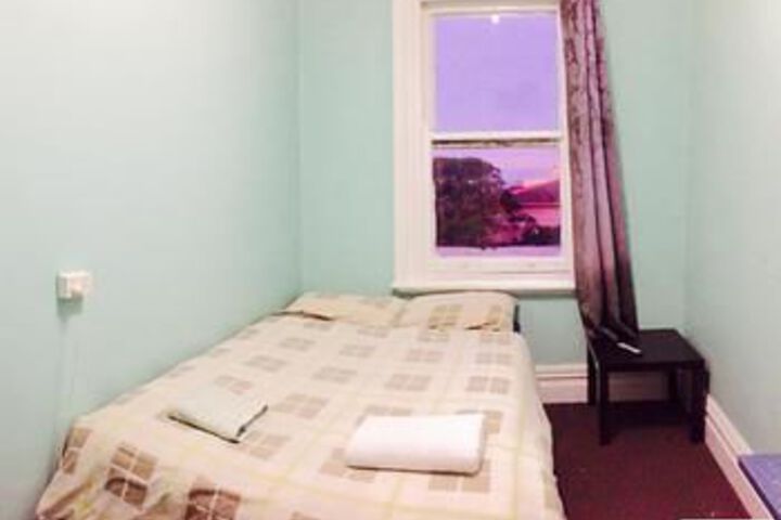 Room 34 of 52