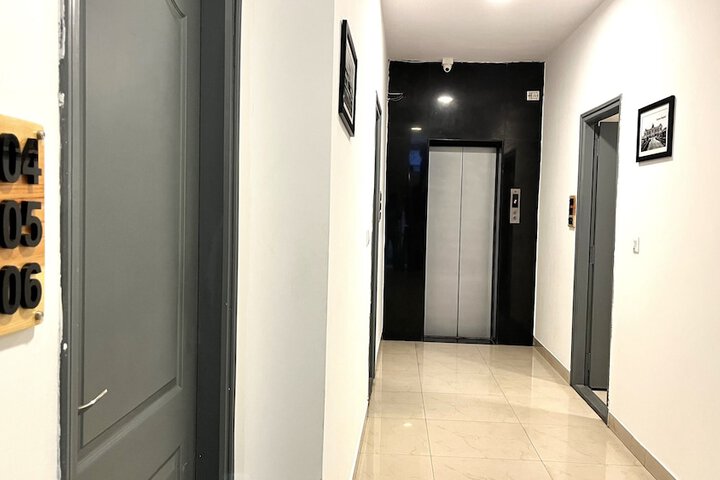 Room 56 of 66