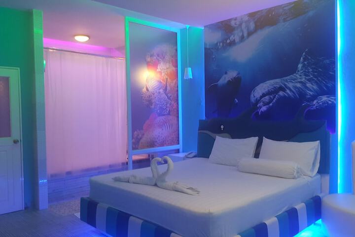Room 34 of 58