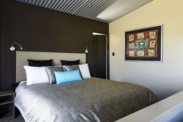 Room 3 of 35