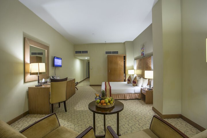 Room 23 of 65