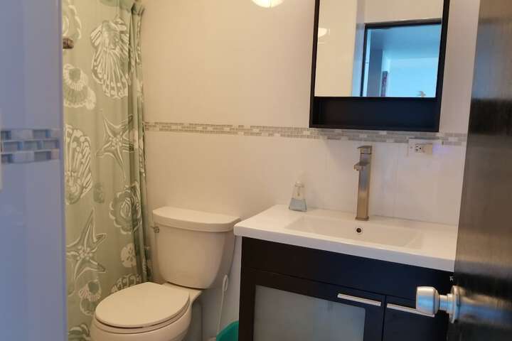 Room 10 of 20