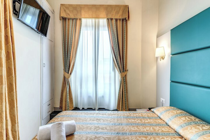 Room 55 of 125