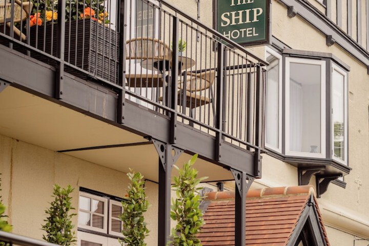 The Ship Hotel in Leigh-on-Sea
