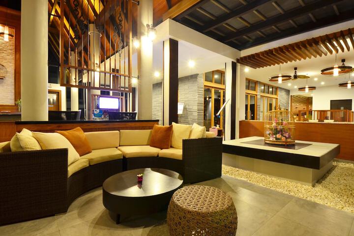 Lobby Entry