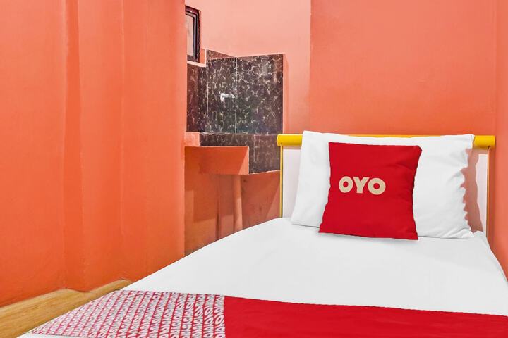 Room 20 of 28