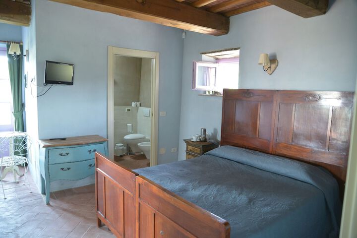 Room 12 of 71