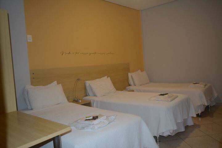 Room 11 of 33