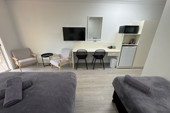 Room 13 of 52