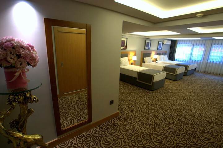 Room 24 of 45