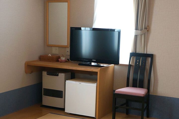 Room 10 of 56