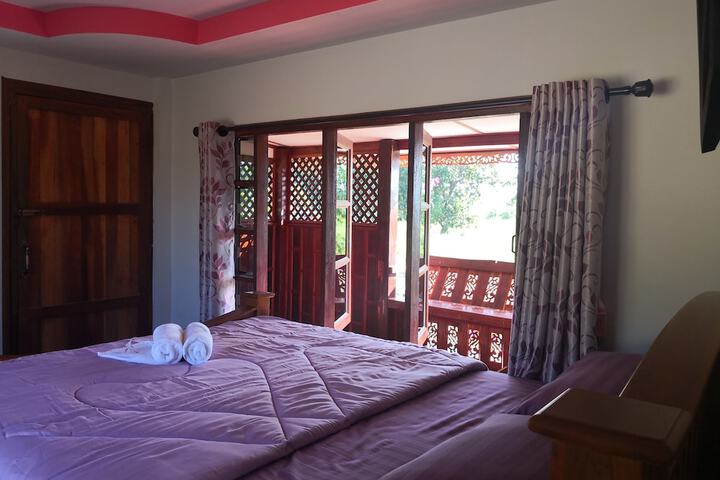 Room 78 of 154