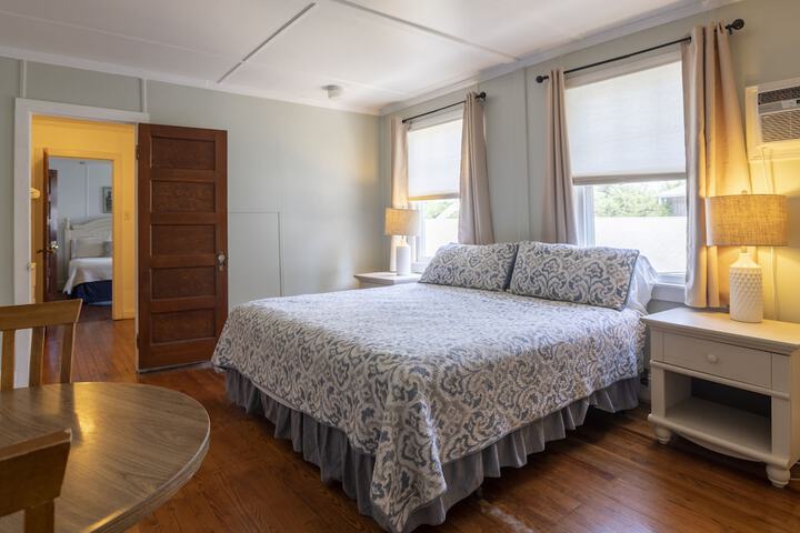 Room 194 of 309