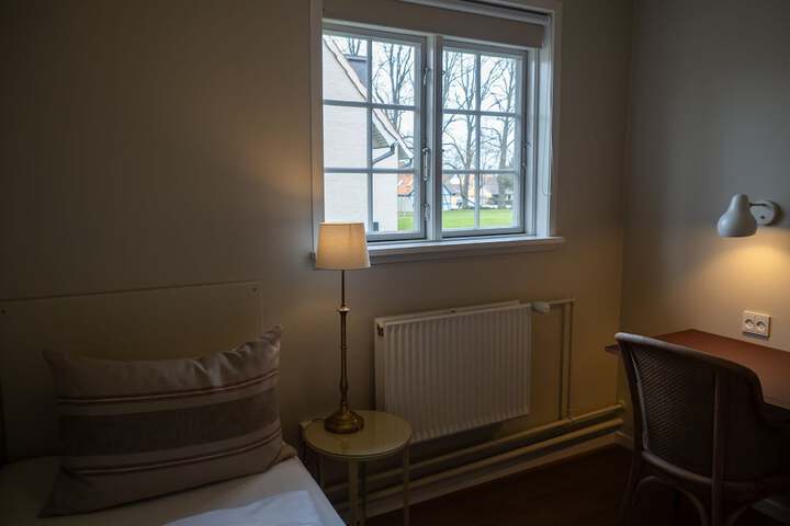 Room 55 of 151