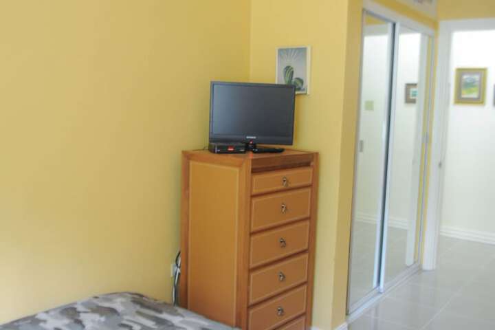 Room 5 of 39