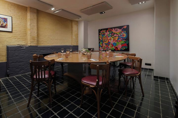 Dining 86 of 145