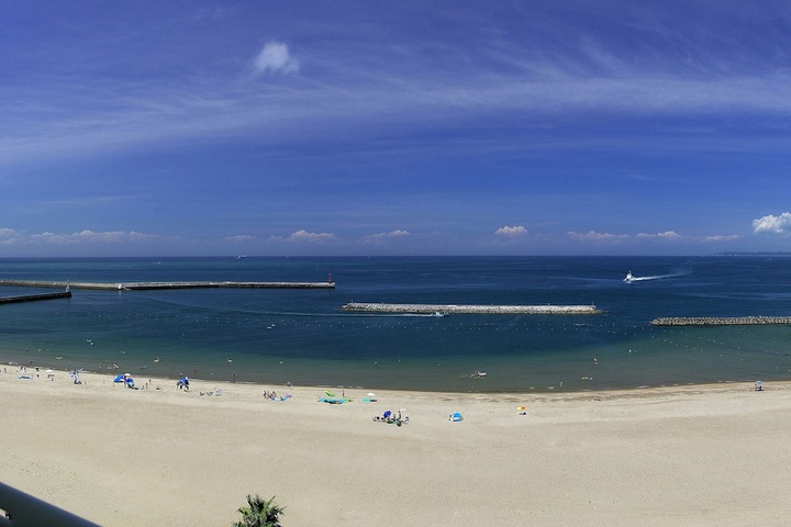 Beach/ocean view
