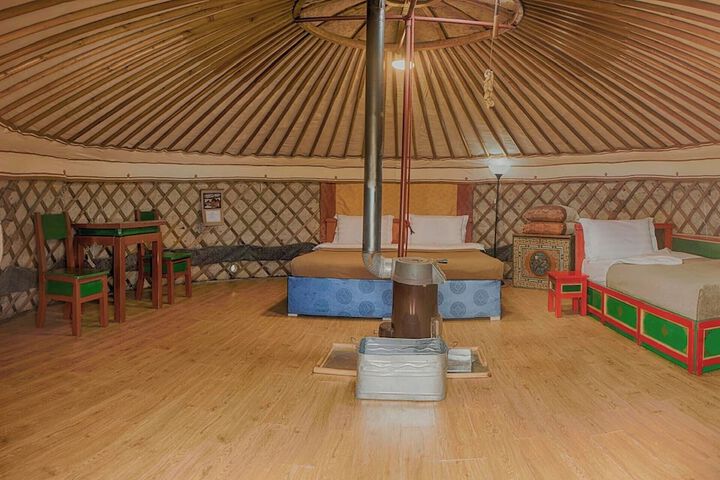 Room 4 of 29