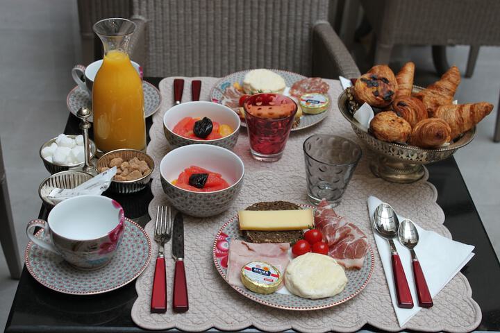 Breakfast area