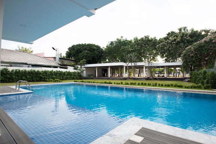 Pool 60 of 67