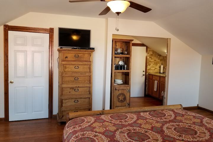 Room 14 of 24