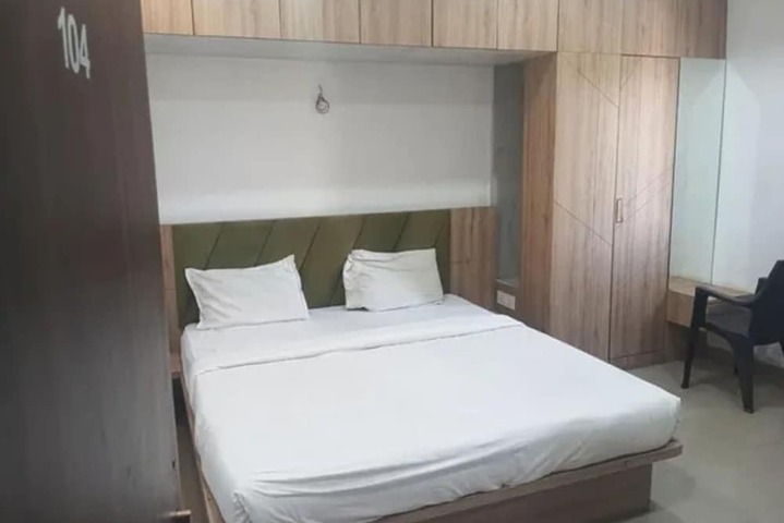 Fabhotel Atithi Executive