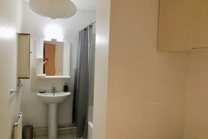 Room 3 of 23