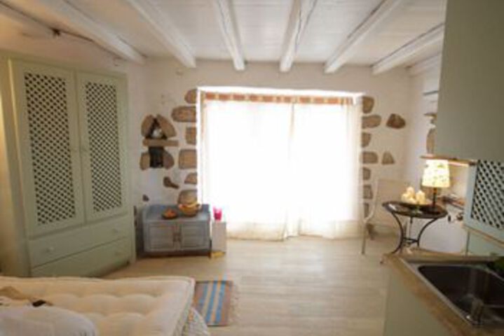 Room 26 of 32