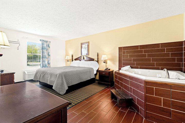 Room 19 of 27