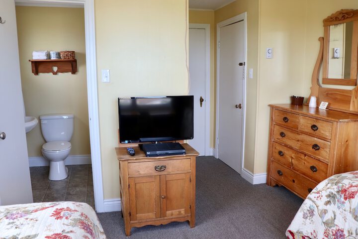 Room 9 of 55