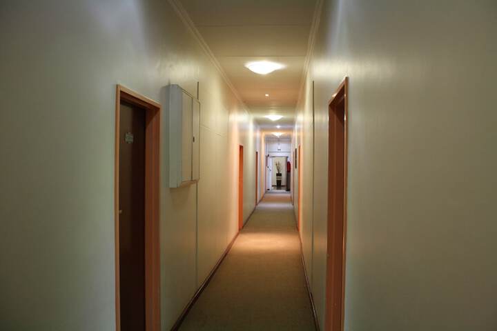 Ballroom/Hall 29 of 44