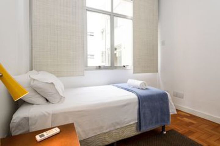 Room 17 of 31