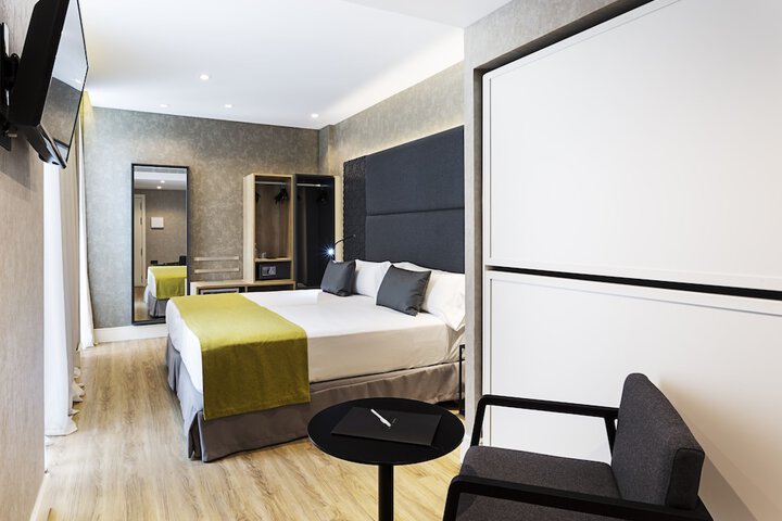 Room 14 of 79