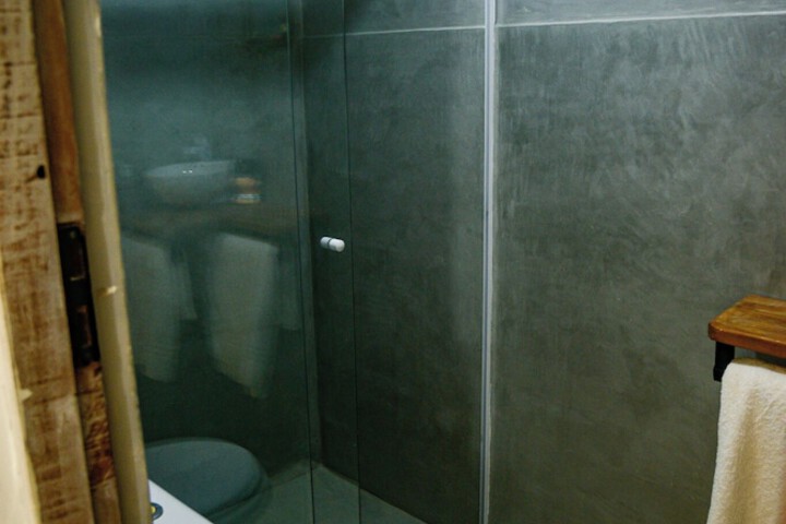 Room 72 of 153