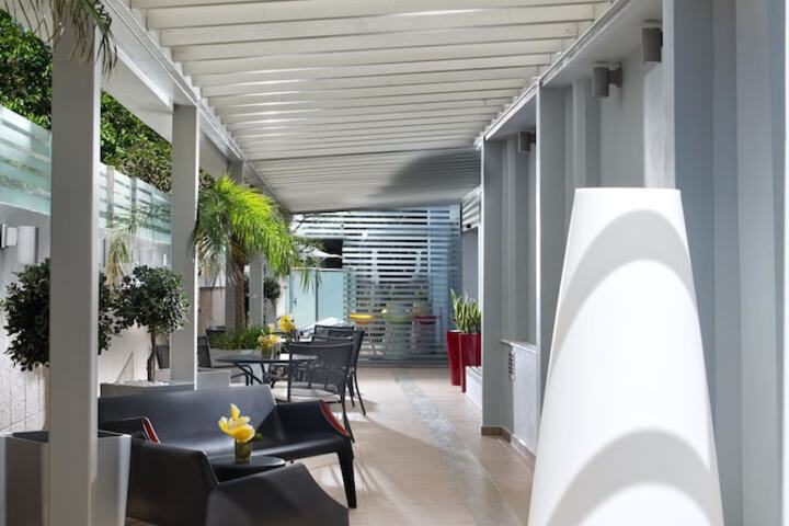 Terrace/Patio 93 of 102