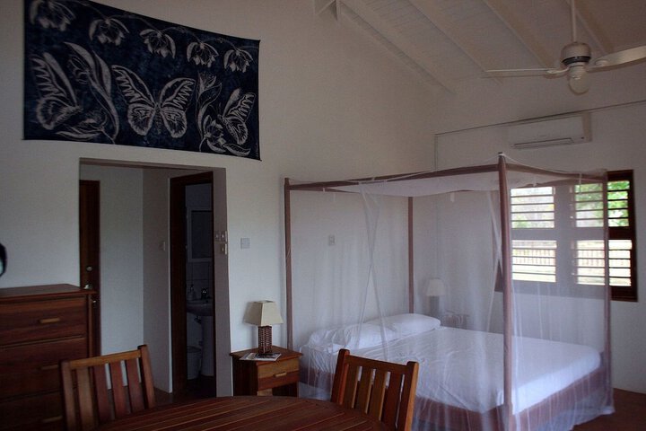 Room 5 of 97