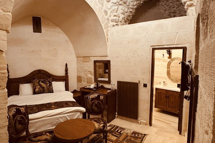 Room 44 of 70