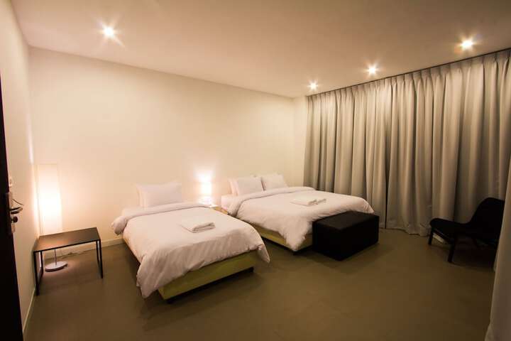 Room 15 of 61