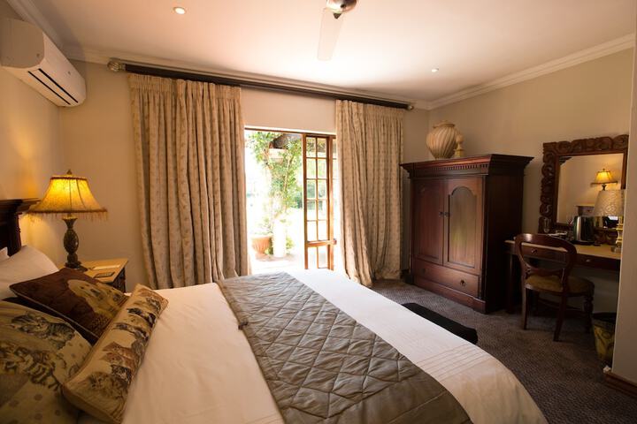 Room 20 of 44
