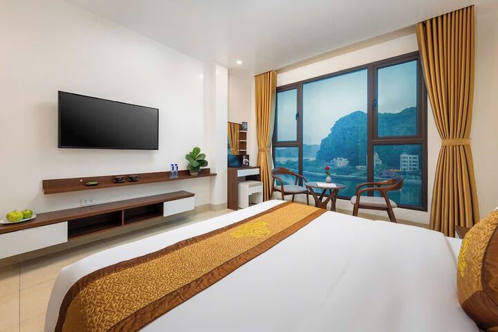 Room 9 of 73