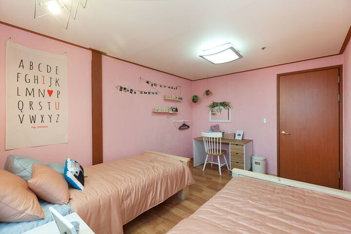 Room 18 of 51