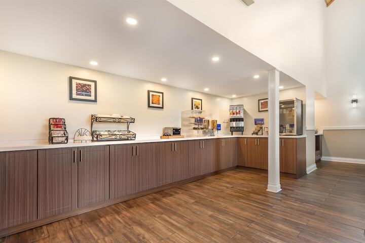 Breakfast area