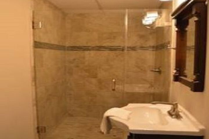 Room 2 of 19