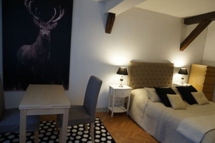 Room 18 of 85