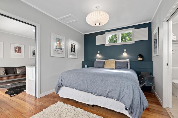 Room 2 of 26