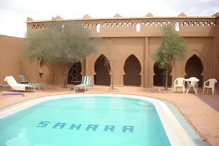 Pool Hotel