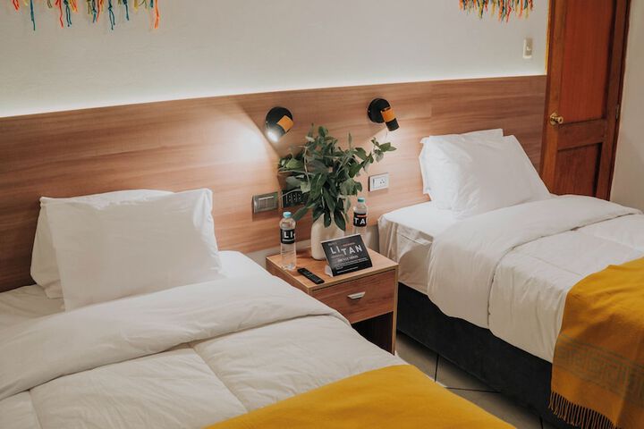 Room 9 of 28